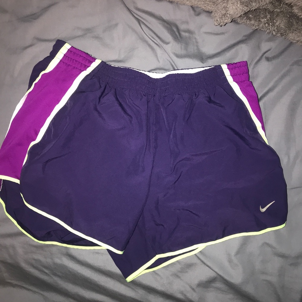 nike running shorts